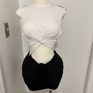 Elegant White and Black Twist Front Mini Dress XL NWOT